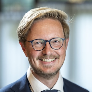 Robert Metzke | Board | Amsterdam Economic Board